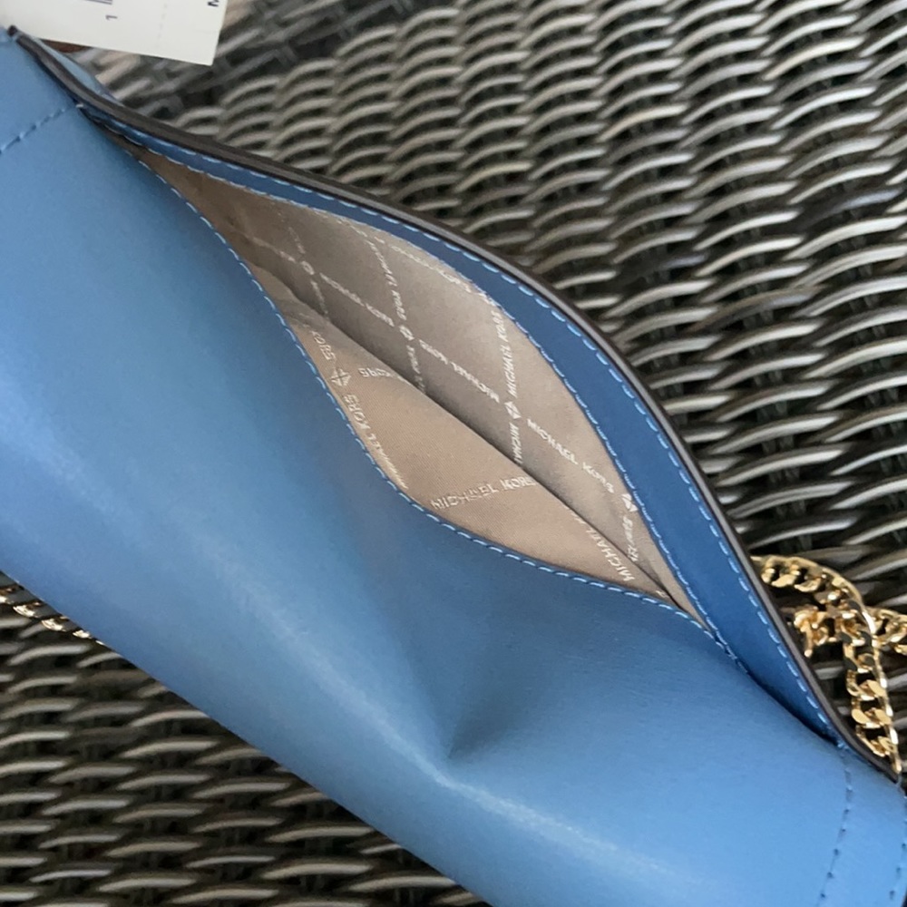 Michael Kors Kinsley Medium Flap Shoulder Bag Crossbody in French Blue - Picture 11 of 16